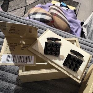 New men’s Burberry black  cufflinks